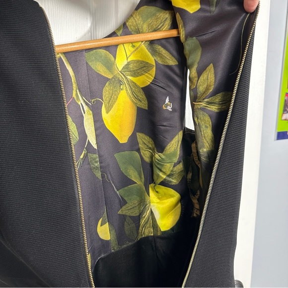 Ted Baker size 1 (US 2-4) black textured dress, vibrant lemon/bee lining - Picture 11 of 16